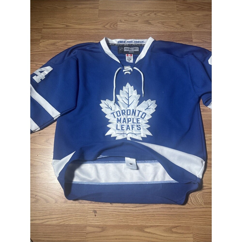 Reebok Toronto Maple Leafs Auston Matthews Mens Size 50 Jersey CCM Fight Strap
